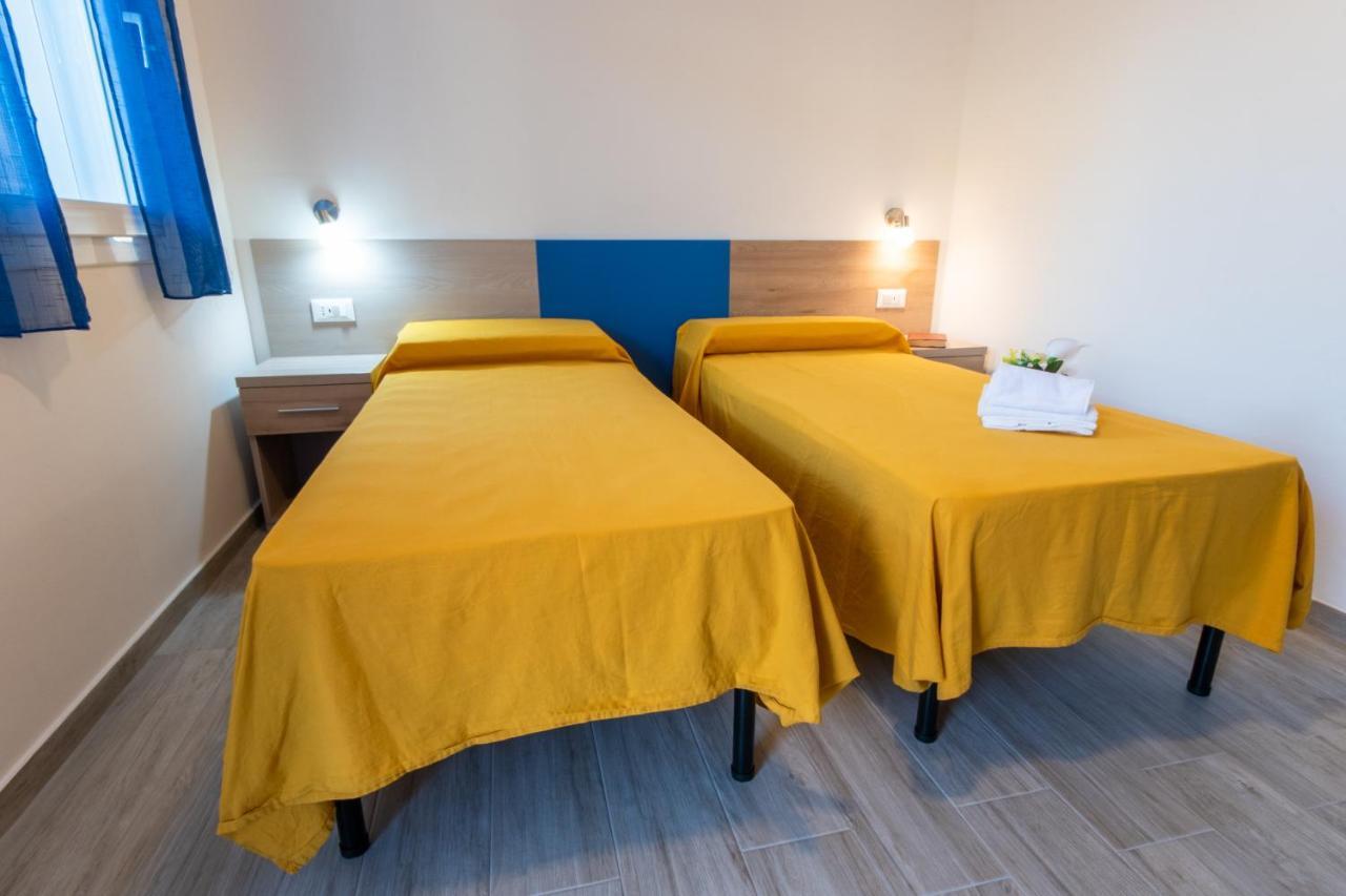 Bed & Blu Hotel La Caletta Buitenkant foto